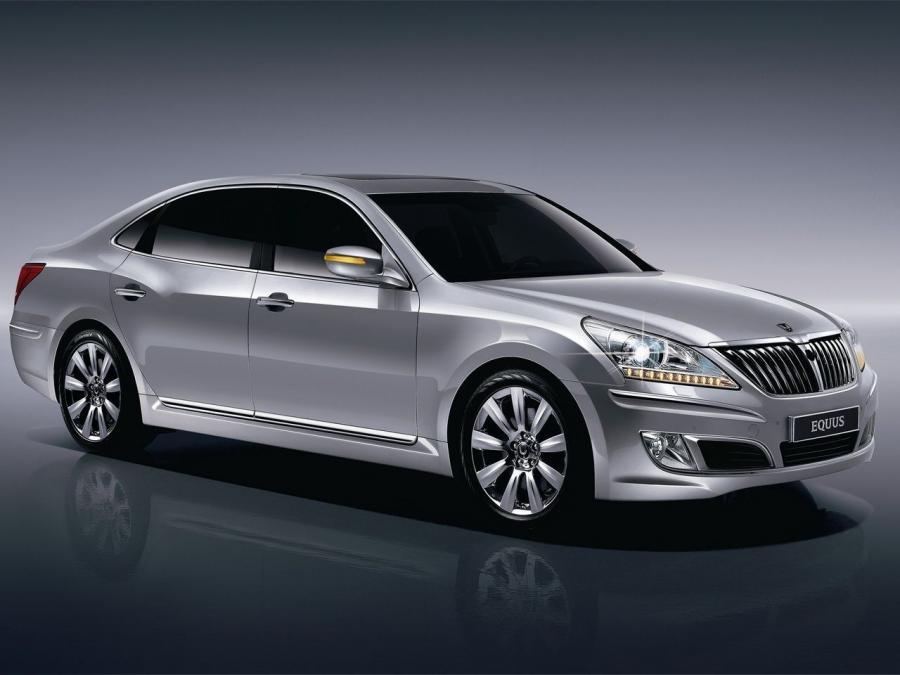  Hyundai Equus 2009 года  (фото 10 из 128)